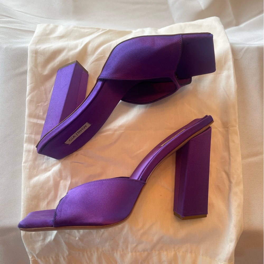 GIABORGHINI x RHW Satin Block-Heel